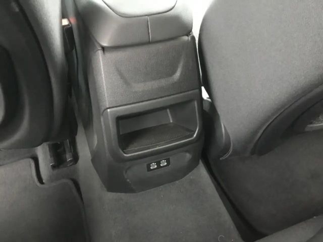 BMW 116 116i 5-deurs Sedan