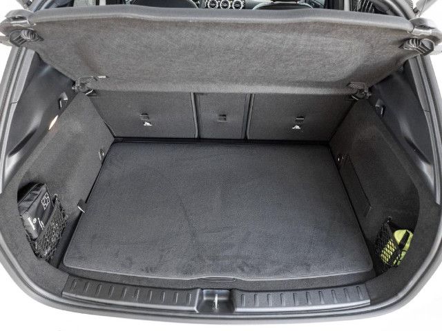 Mercedes-Benz GLA 180 AMG Line