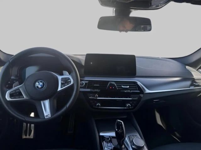 BMW 530 530e M-Sport Touring