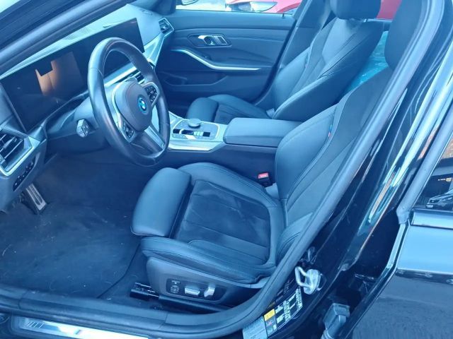 BMW 330 330e Touring xDrive