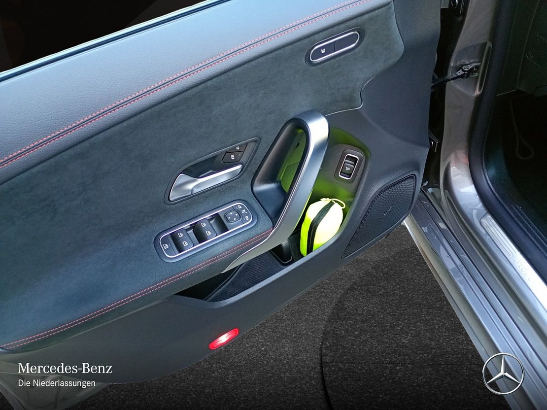 Mercedes-Benz CLA 250 4MATIC AMG Line Coupé