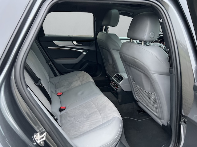 Audi S6 Avant Quattro