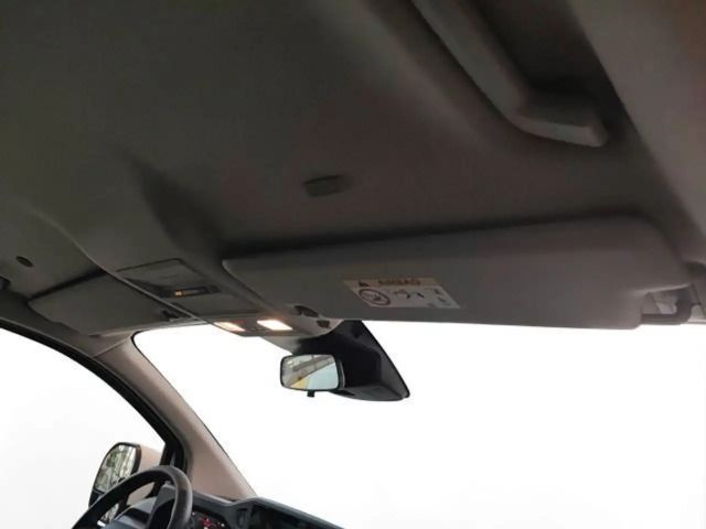 Volkswagen Transporter Lang T7