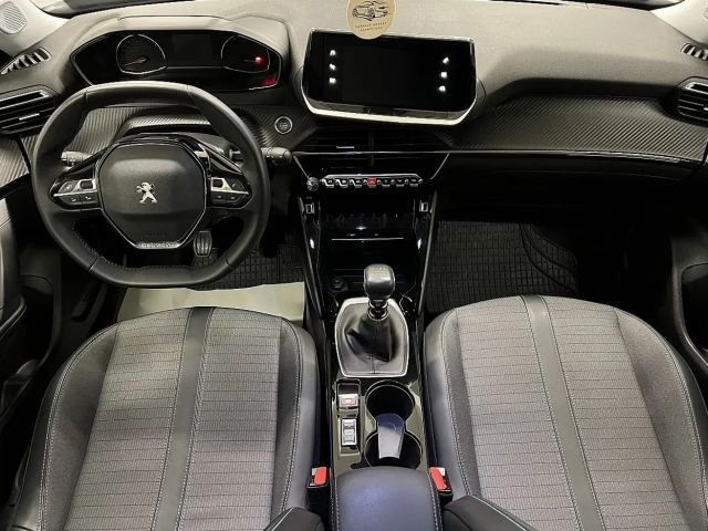 Peugeot 2008 PureTe.130S&SAllure*Winterräder*Rückfahrkamera ...