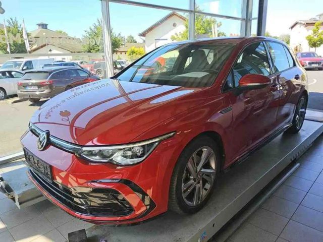 Volkswagen Golf 1.5 TSI DSG R-Line