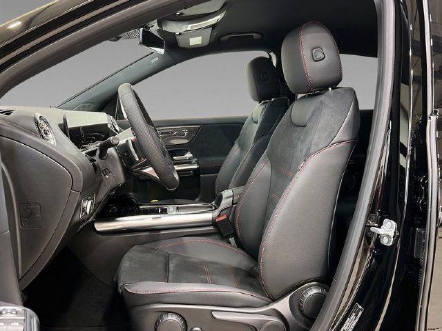 Mercedes-Benz GLA 200 AMG Line GLA 200 d