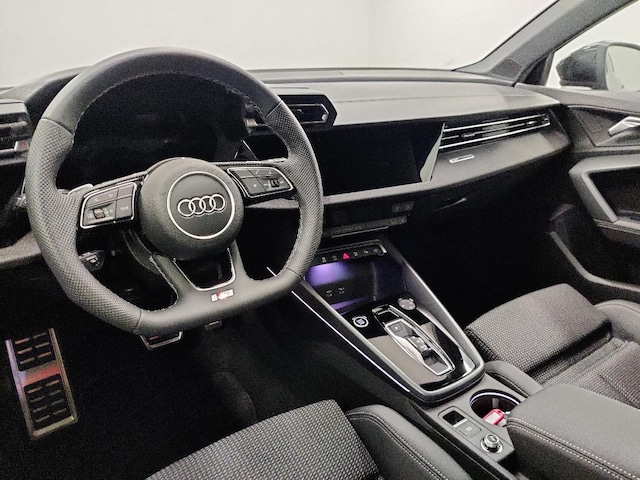 Audi A3 35 TDI S-Line S-Tronic Sedan