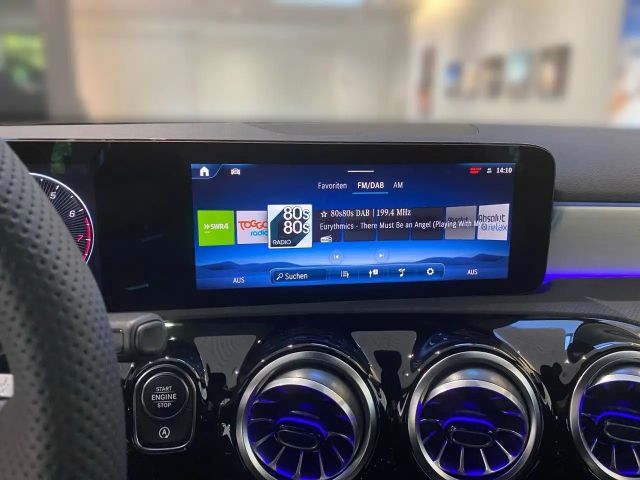 Mercedes-Benz A 250 4MATIC AMG Line