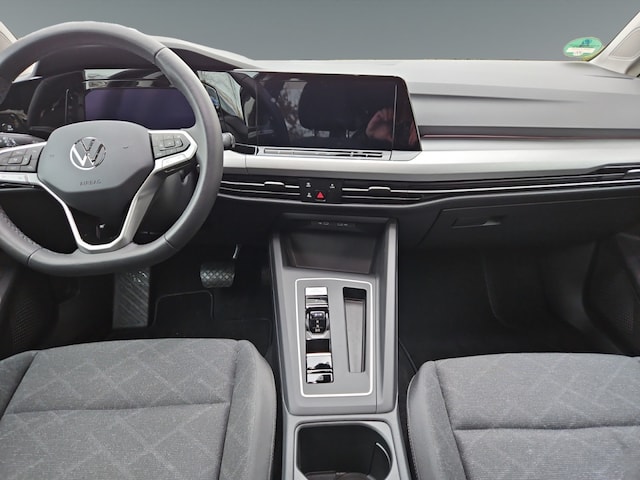 Volkswagen Golf 1.5 eTSI DSG Life Variant