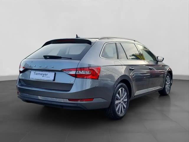 Skoda Superb Ambition Combi iV