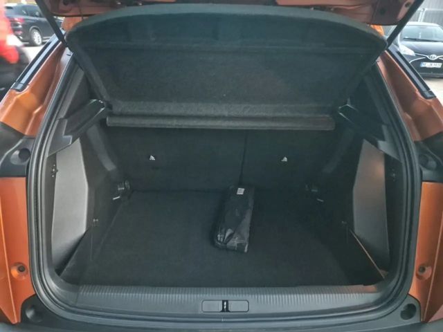 Peugeot E-2008 Active Pack