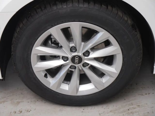 Audi A3 30 TFSI Sedan