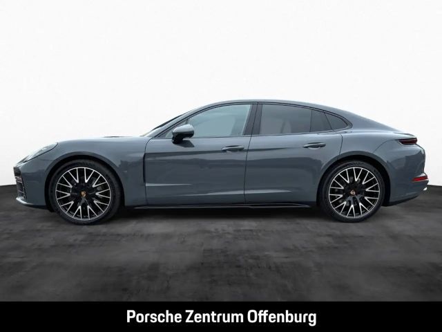Porsche Panamera 4