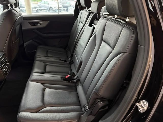 Audi Q7 55 TFSI Hybride Quattro