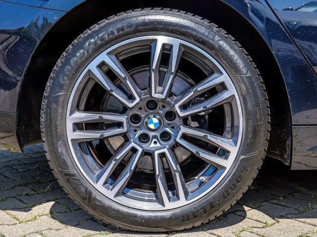 BMW 520 520d M-Sport