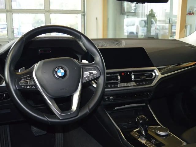 BMW 330 330i Luxury Line Touring