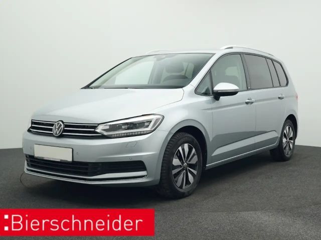 Volkswagen Touran 1.5 TSI DSG