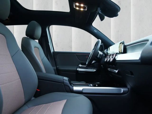 Mercedes-Benz EQB 300 4MATIC Electric Art