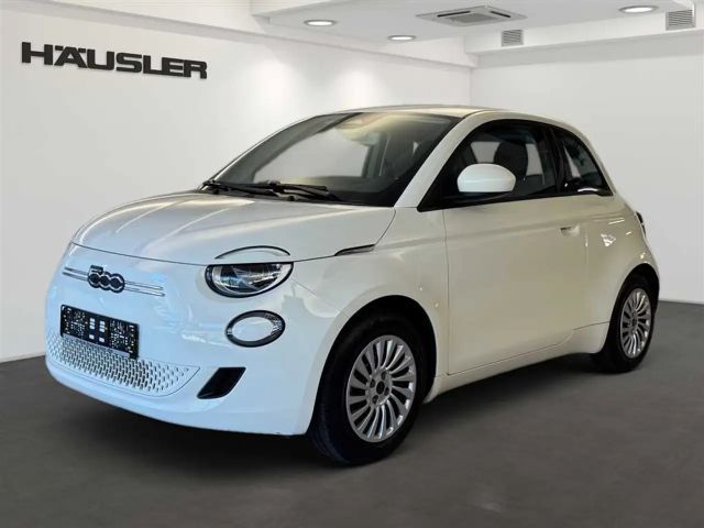 Fiat 500e Neue 500 CarPlay Klimaautomatik