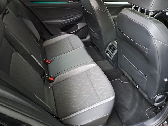 Volkswagen Golf 1.5 TSI Life Variant