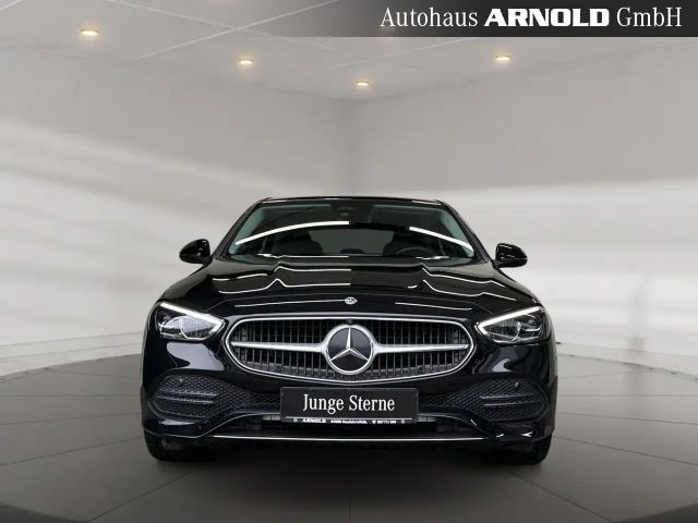 Mercedes-Benz C 180 AVANTGARDE Sedan