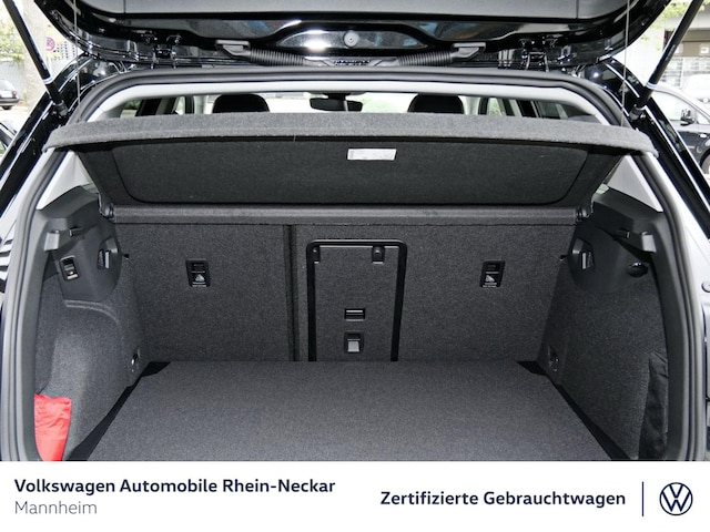 Volkswagen Golf 1.5 eTSI Golf VIII Sound