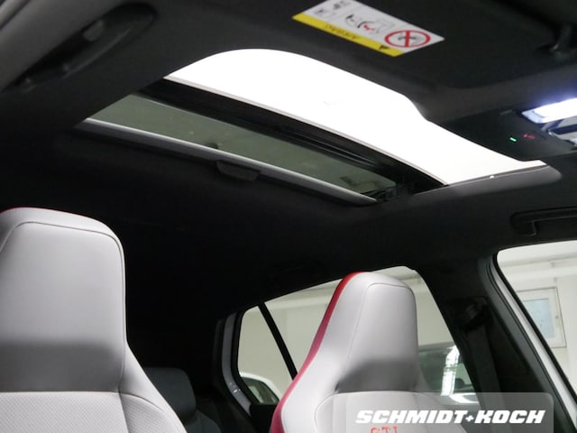 Volkswagen Golf 2.0 TSI GTI