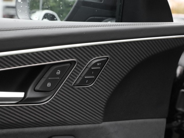 Audi RS Q8 Performance Quattro