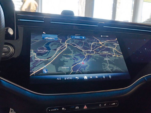 Mercedes-Benz E 200 4MATIC Sedan