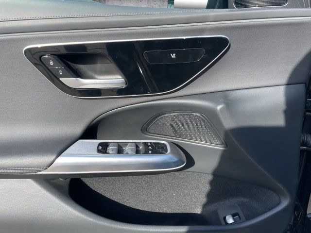 Mercedes-Benz E 220 AMG Line E 220 d Estate