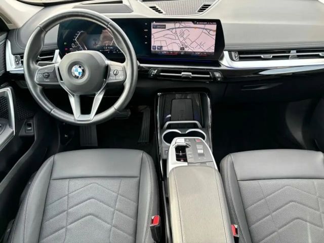 BMW X1 xDrive23i xLine LED HUD 360 DRIVINGASSIST