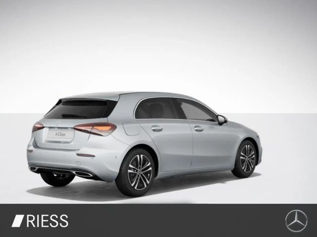 Mercedes-Benz A 250 A 250 e