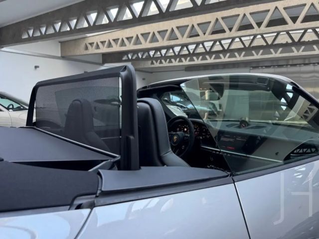 Porsche 992 4S Cabrio Carrera