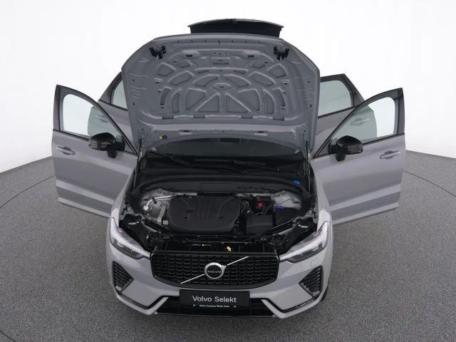 Volvo XC60 AWD Dark Plus