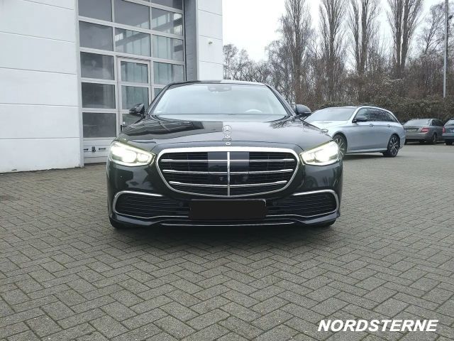 Mercedes-Benz S 350 4MATIC S 350 d Sedan
