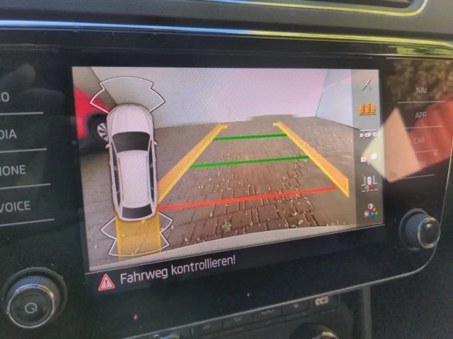 Skoda Superb 2.0 TDI Combi