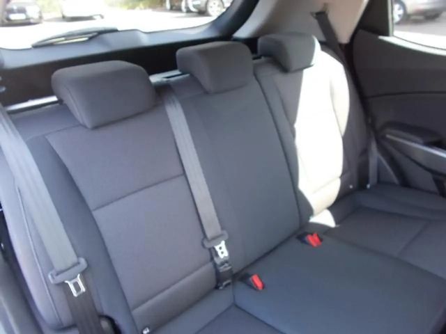 SsangYong Tivoli Amber 1.5T, Klima Kamera Tempomat PDC