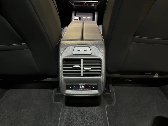 Volkswagen Passat 2.0 TDI R-Line Variant