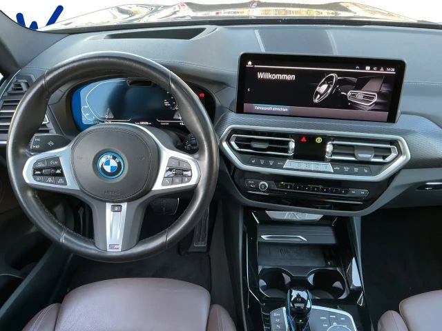 BMW iX3 iX3