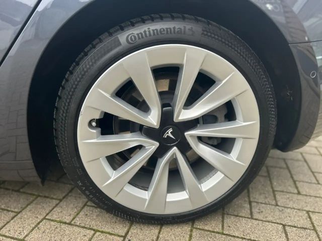 Tesla Model 3 AWD Dual Motor Long Range