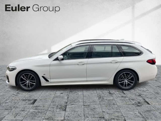 BMW 520 520d M-Sport Touring