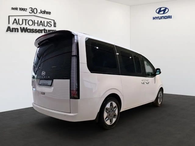 Hyundai Staria Prime