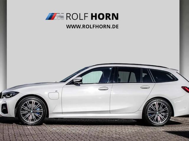 BMW 330 330e M-Sport Touring