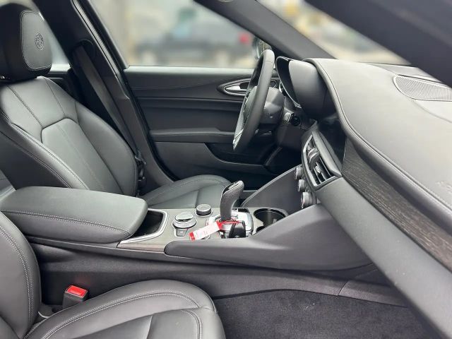 Alfa Romeo Giulia Q4 TI