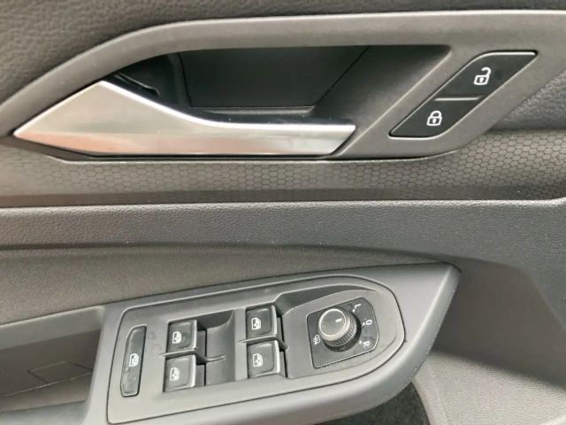 Volkswagen Golf DSG GTI Style