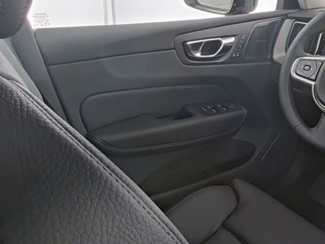 Volvo XC60 AWD Dark Plus