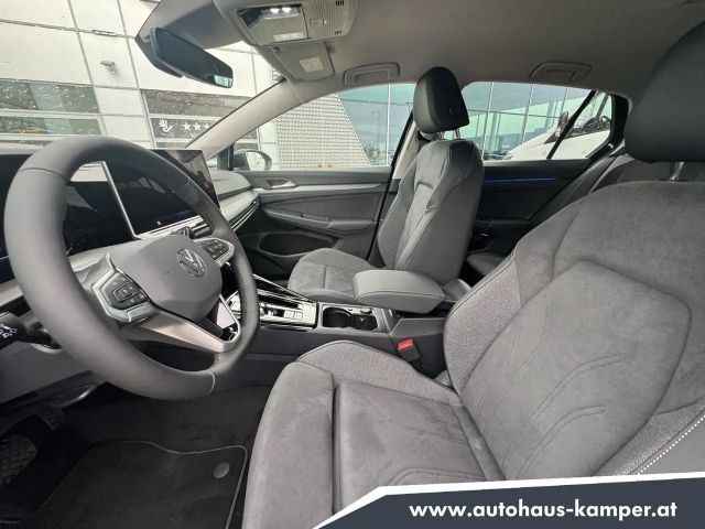 Volkswagen Golf DSG Style eHybrid