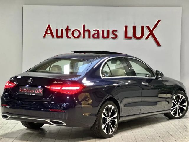 Mercedes-Benz C 200 Sedan