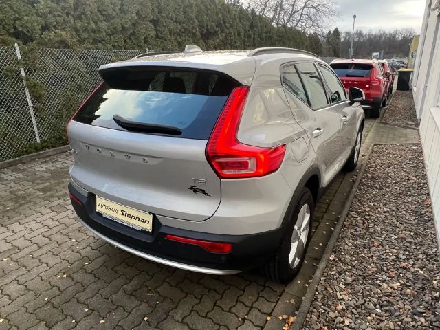 Volvo XC40 T2 Essential Autom. AHK GARANTIE