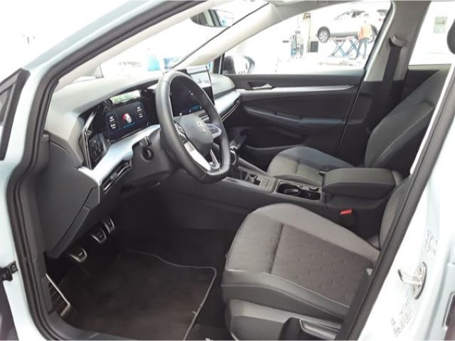 Volkswagen Golf 1.5 TSI Variant